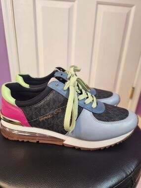 MICHAEL KORS Women's Multi-Color Lace-Up Sneaker - Light Blue/Denim